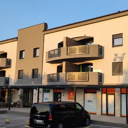 Beach With Large Terrace 50m From The Beach *
