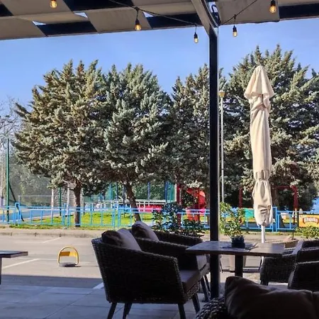 Apartament Beach With Large Terrace 50m From The Beach *