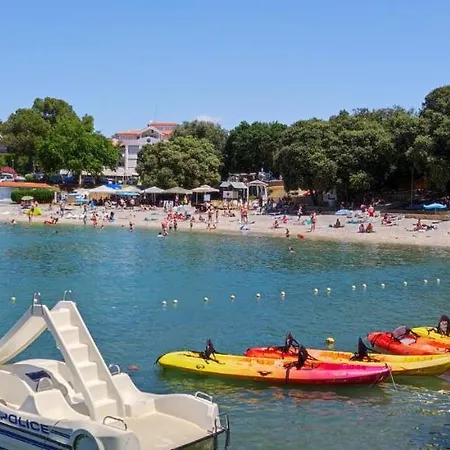 Beach With Large Terrace 50m From The Beach * Pjescana Uvala